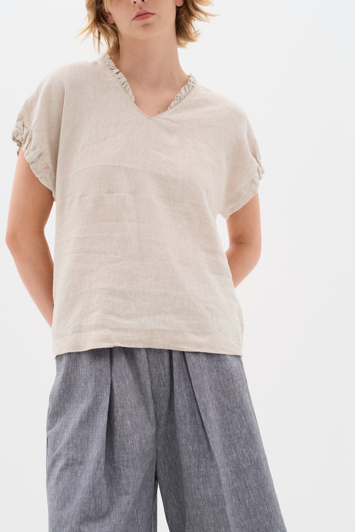 T-shirt en lin avec détails volantés Rigitta
