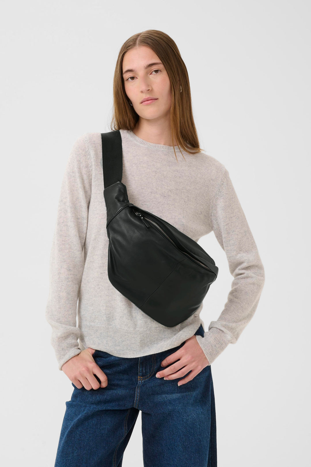 Sac banane en cuir Avika