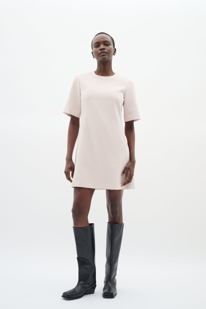 Robe courte classique Bryelle
