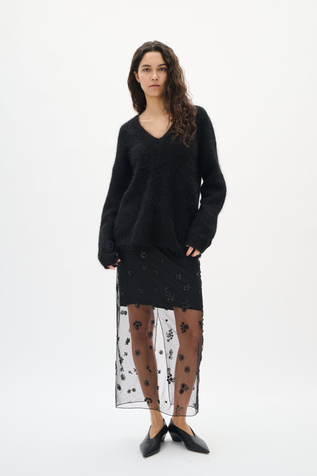 Jupe midi transparente ornée de perles Kui