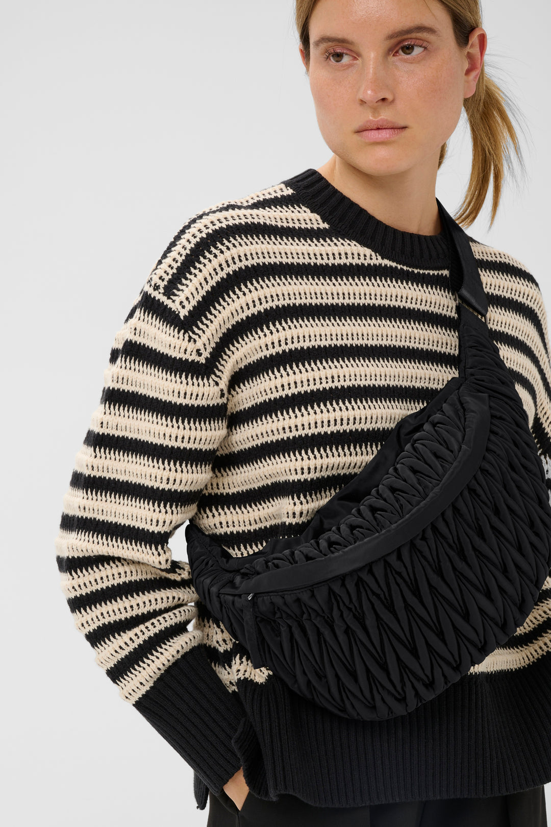 Sac banane à texture froncée Samy