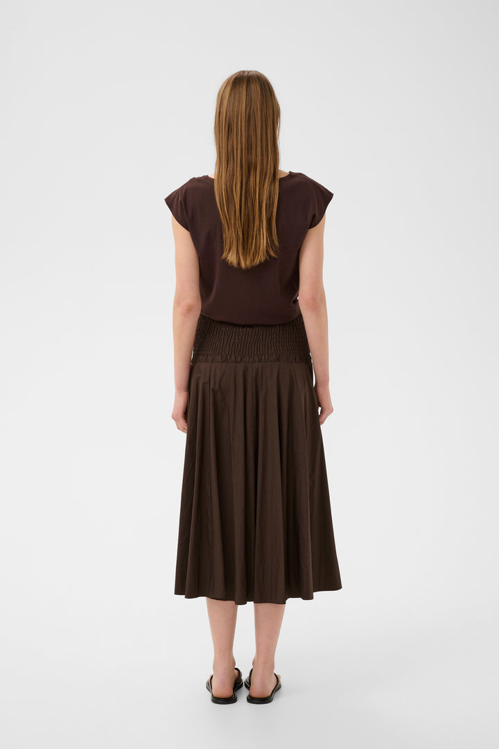 Jupe midi Raven fluide à taille smockée