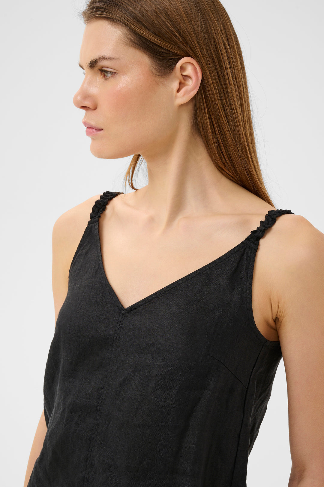 Camisole Elinor en lin à fines bretelles froncées