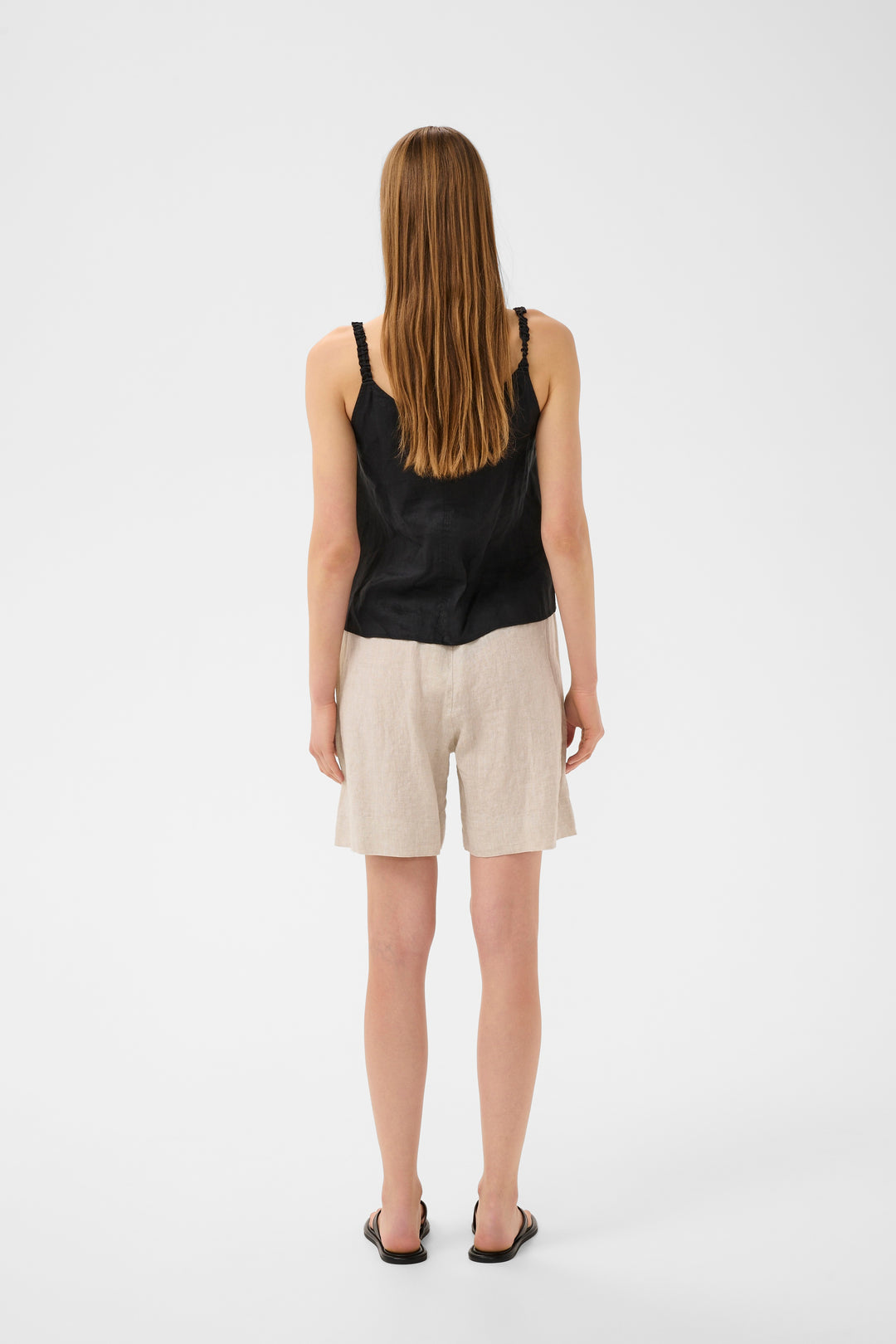 Camisole Elinor en lin à fines bretelles froncées