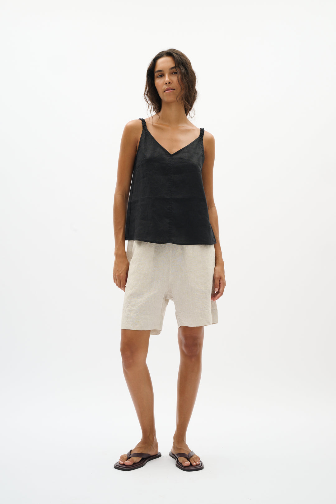 Camisole Elinor en lin à fines bretelles froncées