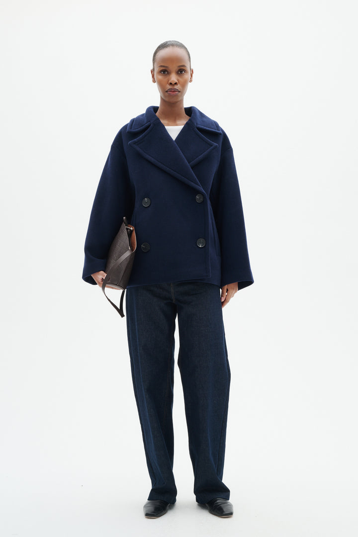Manteau court croisé à revers surdimensionnés Zorah