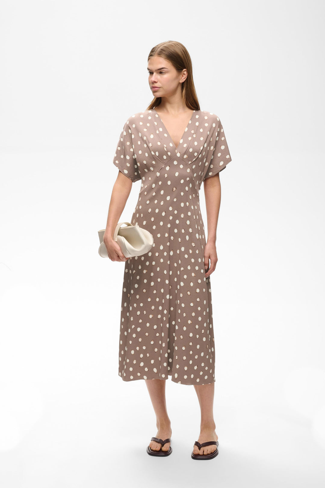 Robe midi Henri à pois et décolleté croisé