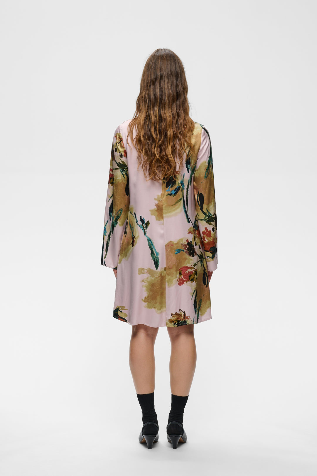 Robe droite Meadow à imprimé floral artistique