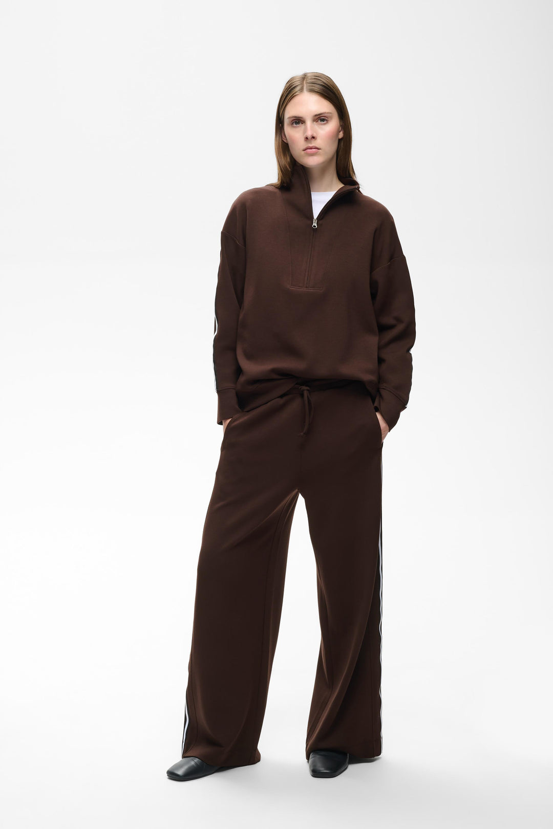 Pantalon confort Aggie à bandes latérales