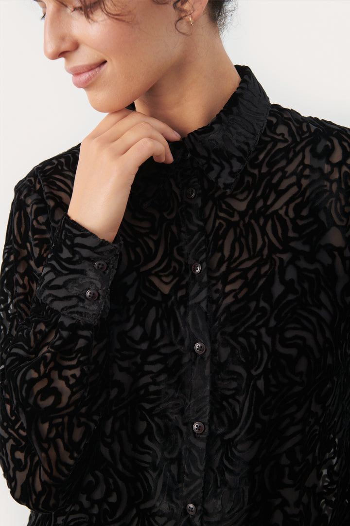 Blouse de velours dévoré