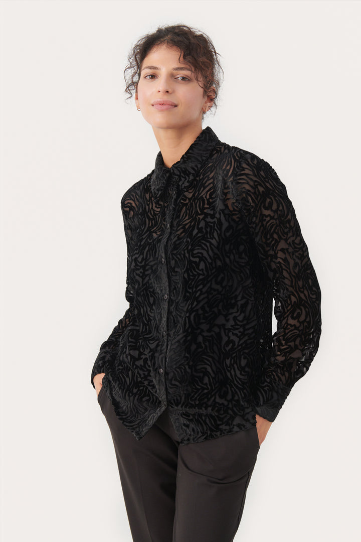 Blouse de velours dévoré