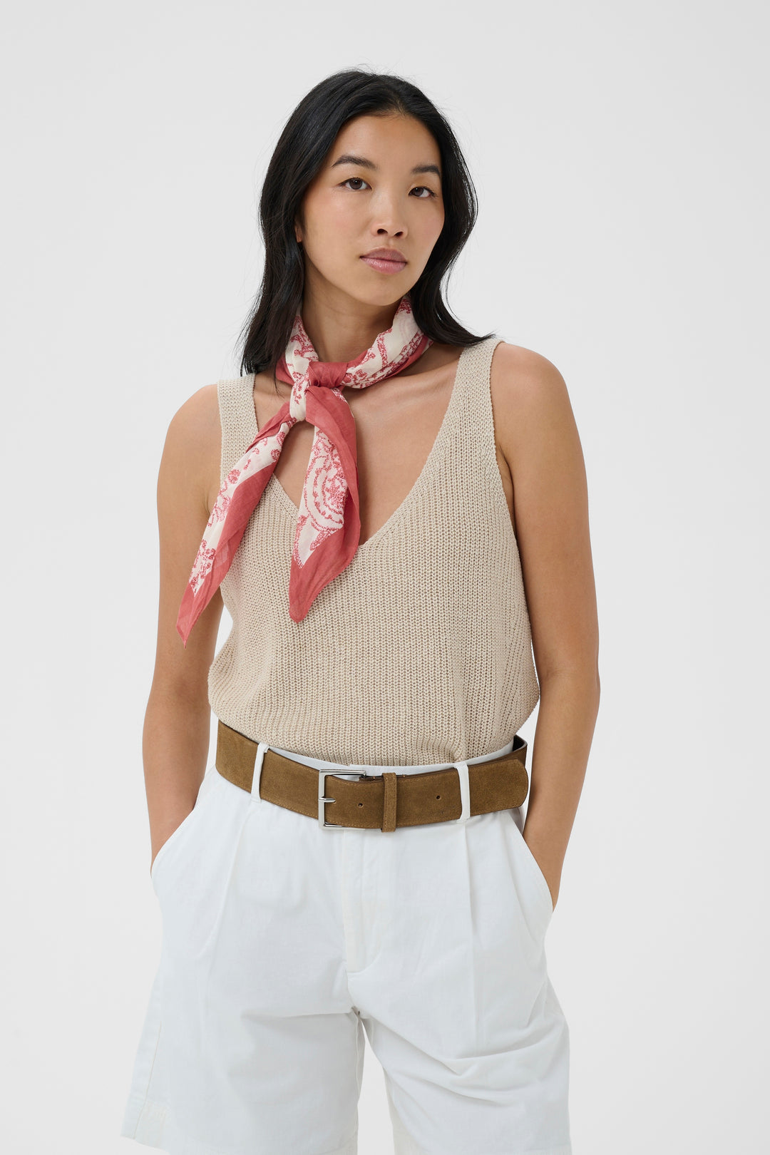Foulard carré Phi à motif arabesque