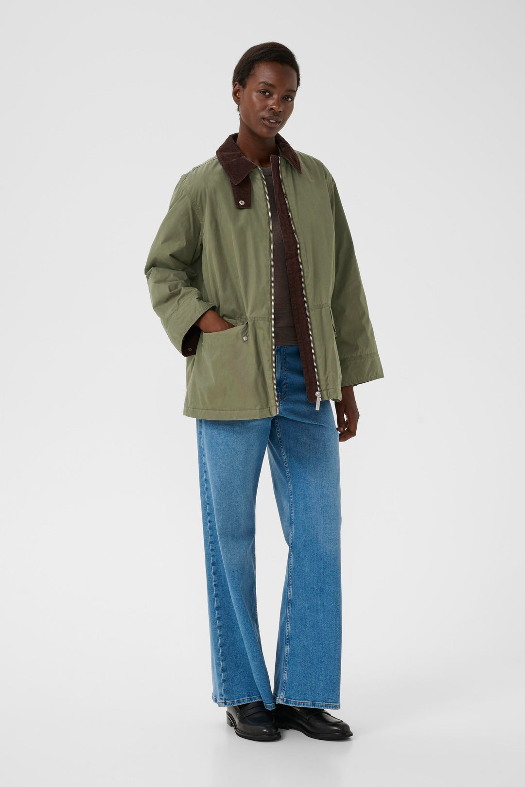 Manteau ''barn coat'' avec détails en corduroy Shanti