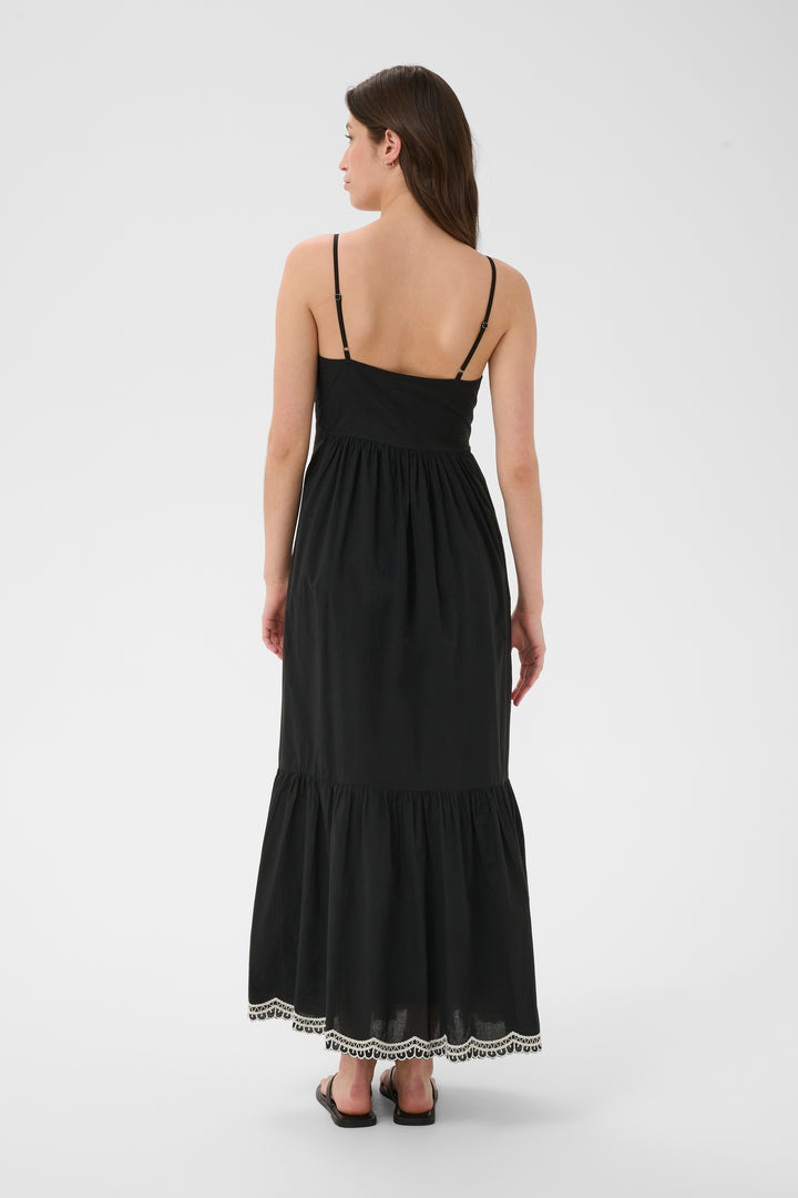 Robe longue Bianna à broderie florale