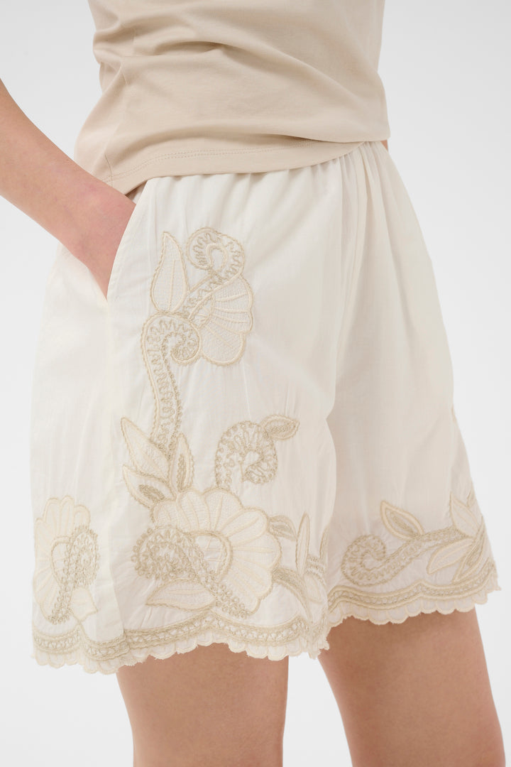 Short brodé Bitja à taille élastique