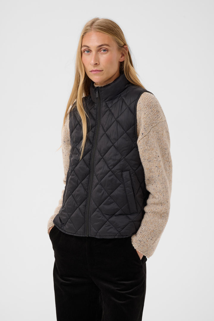 Veste matelassée Carlota sans manches à col montant