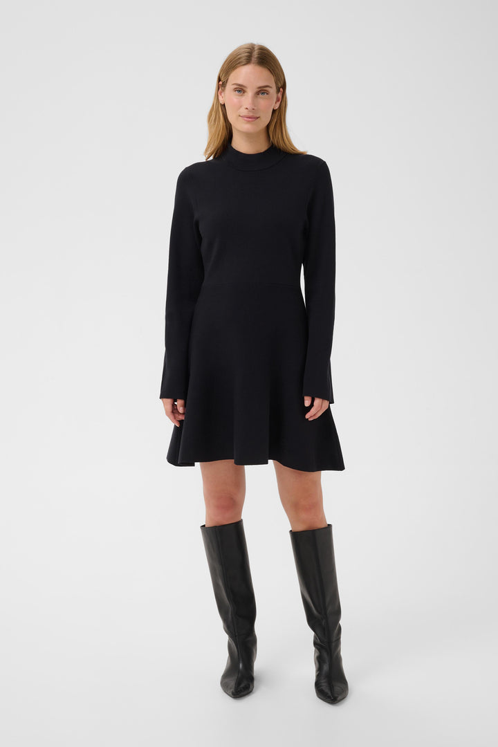 Robe évasée à col roulé Chanise