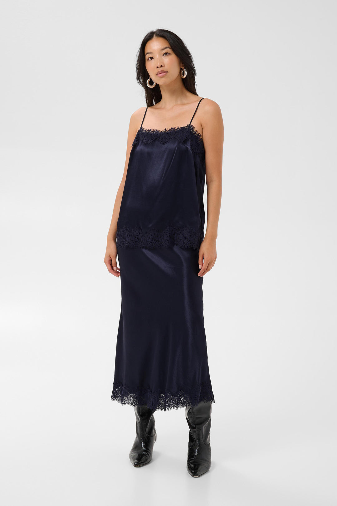 Camisole satinée bordure dentelle Delenn