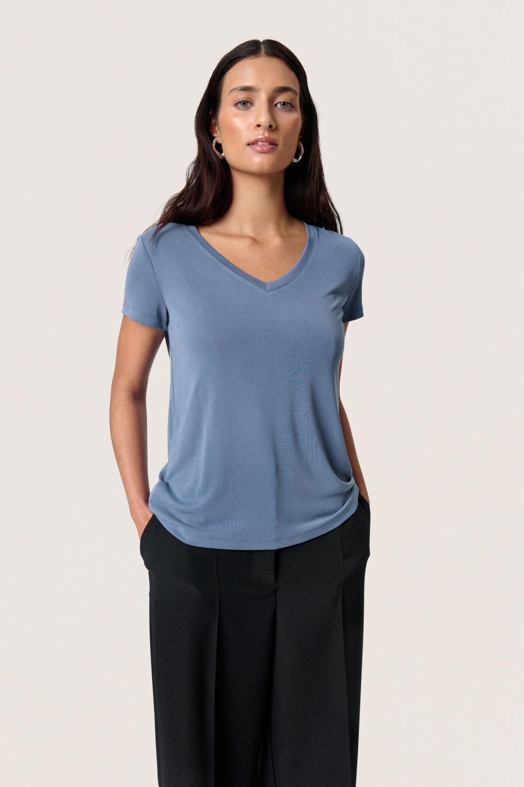 T-shirt fluide avec col V Columbine