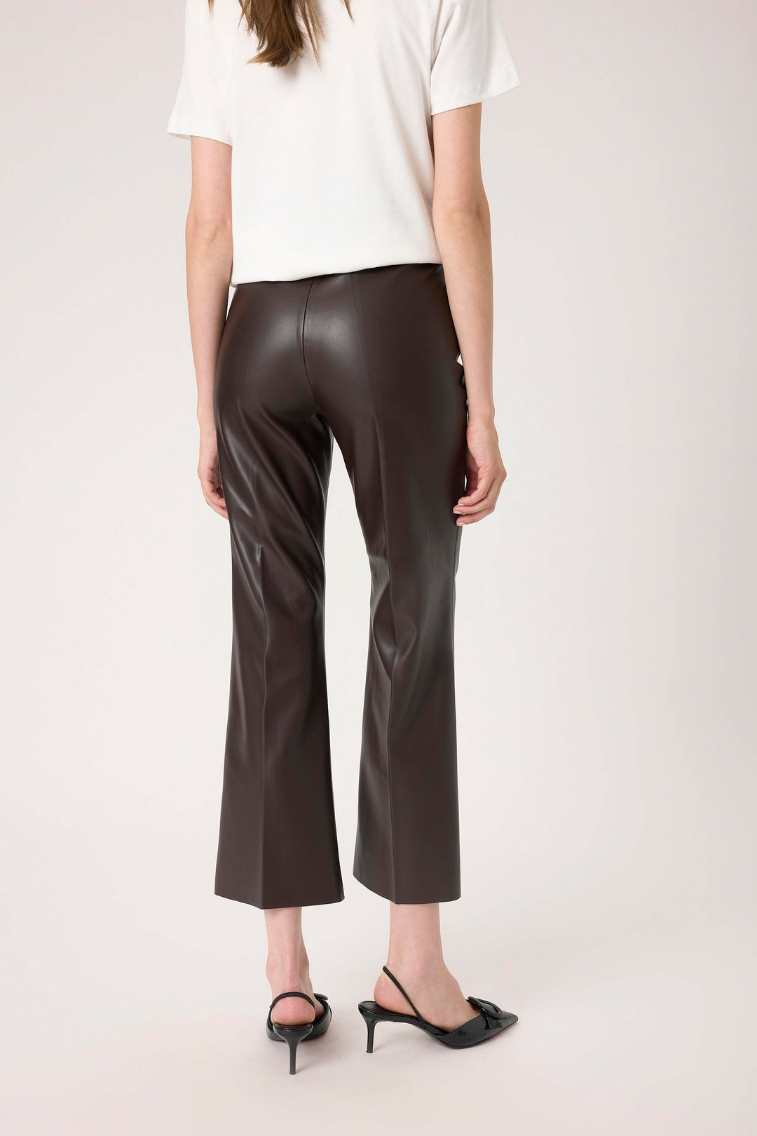 Pantalon crop bootcut en faux cuir Kaylee