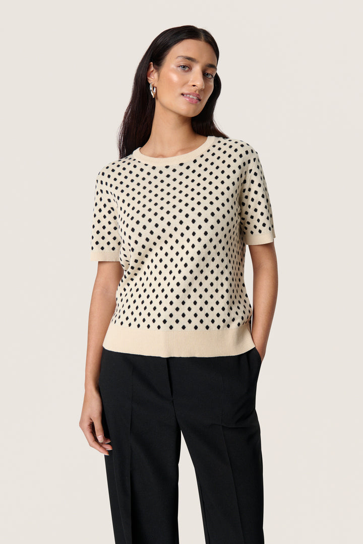 Pull avec motif à pois à manches courtes Gya