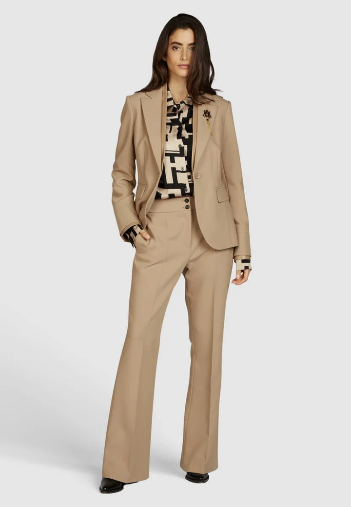Veston court avec insertions de cuir