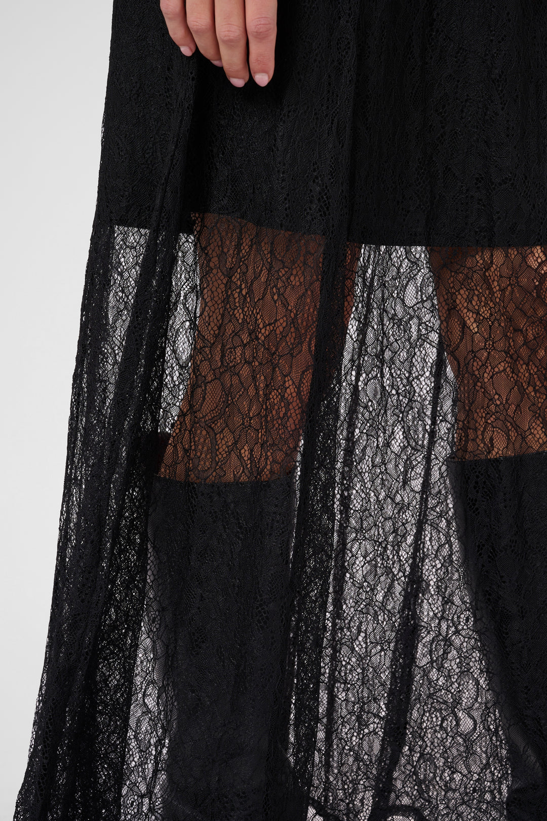 Jupe longue en dentelle Kasi