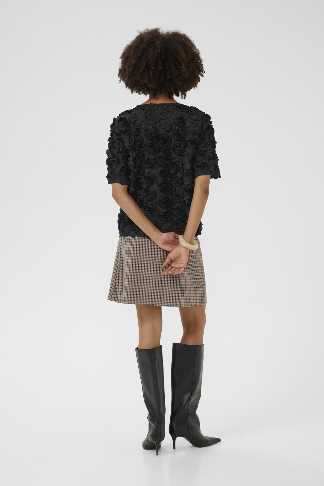 Blouse à manches courtes avec appliqué floral Cebrine