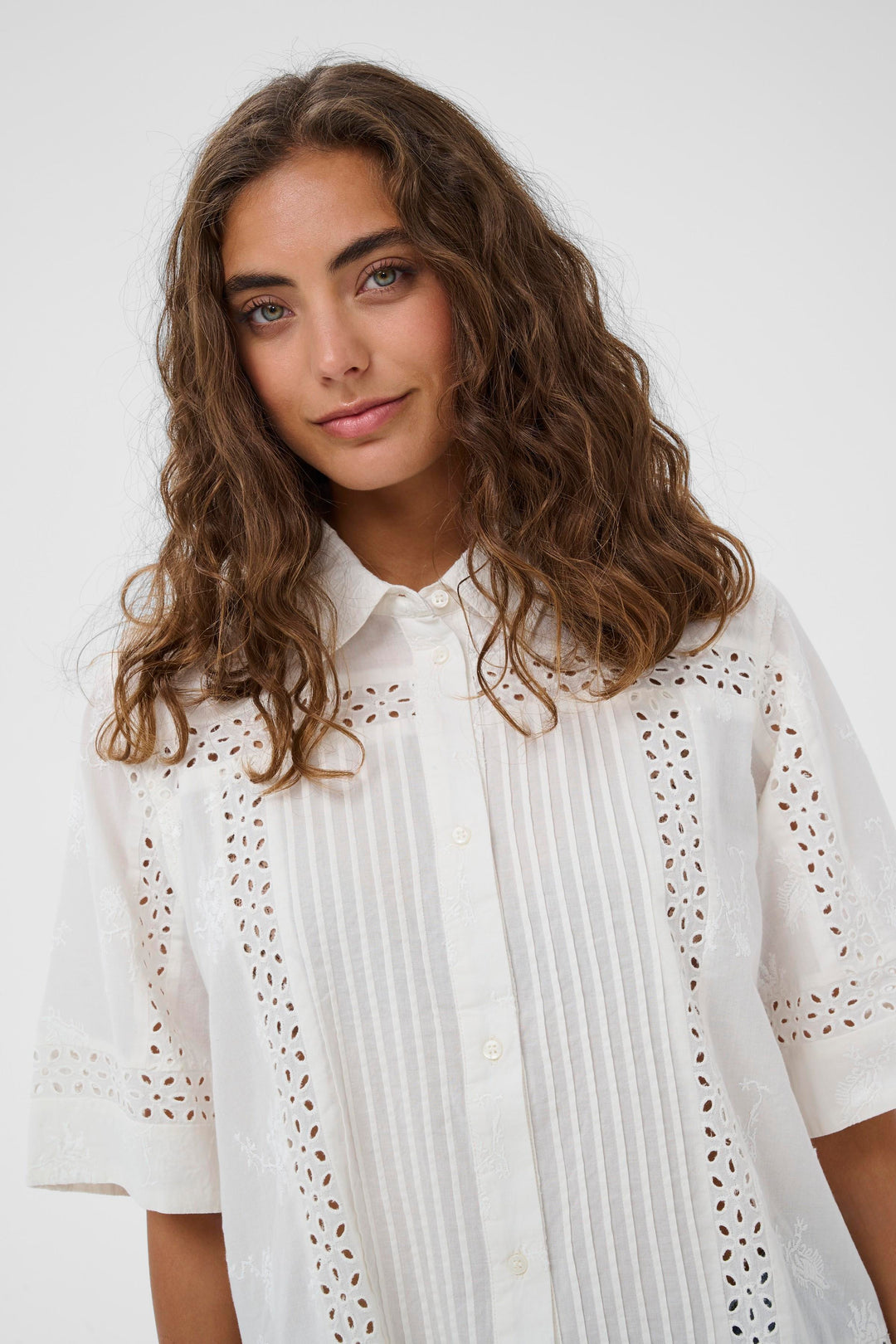 Chemise Sissa brodée à manches larges