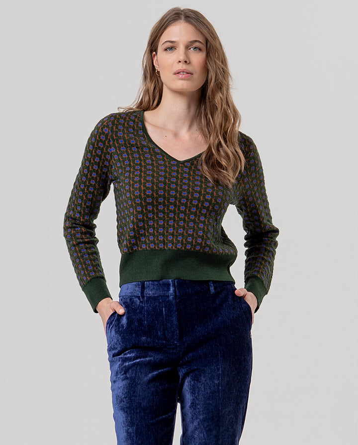 Pull à col en V en jacquard