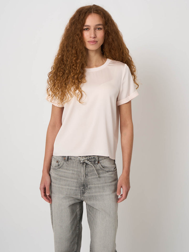 Blouse en satin de soie à col rond