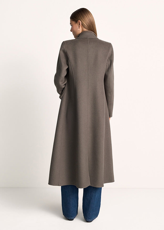 Manteau long en laine à poches à rabat