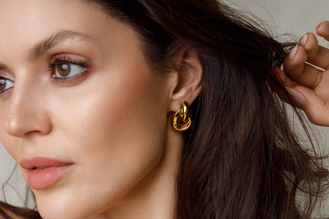 Boucles d'oreilles anneaux entrelacés