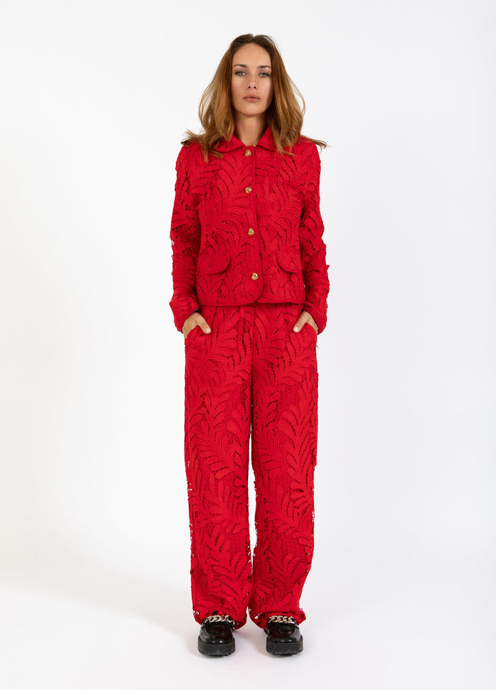 Veste en guipure avec boutons en coeur