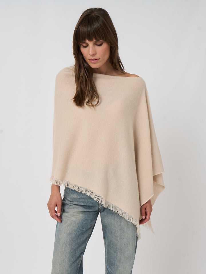 Poncho en cachemire avec franges