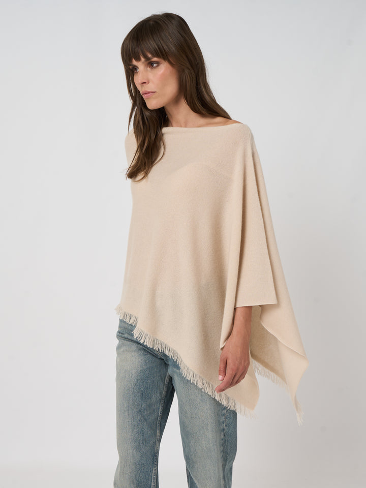 Poncho en cachemire avec franges