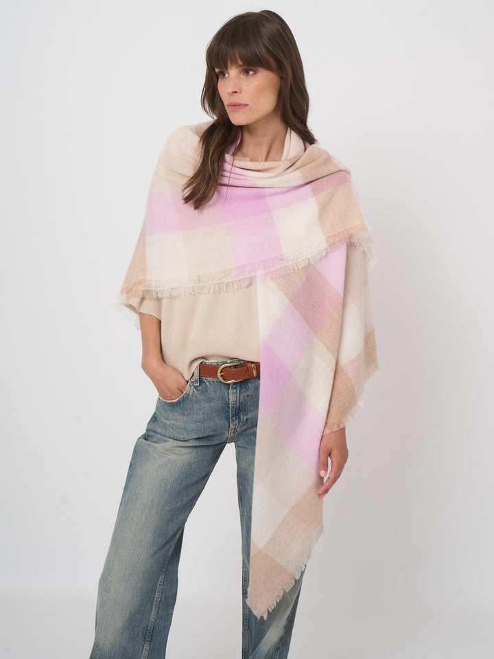 Grand foulard à carreaux en cachemire et laine tissés