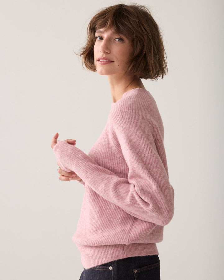 Pull texturé à encolure ajourée