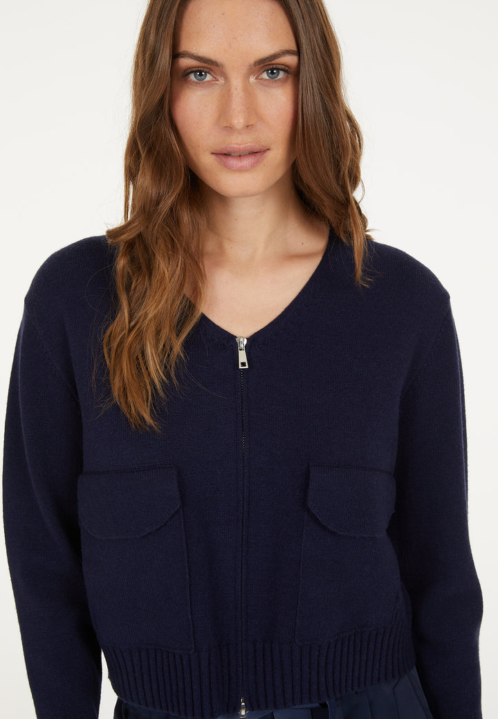 Cardigan zippé avec poches à rabat