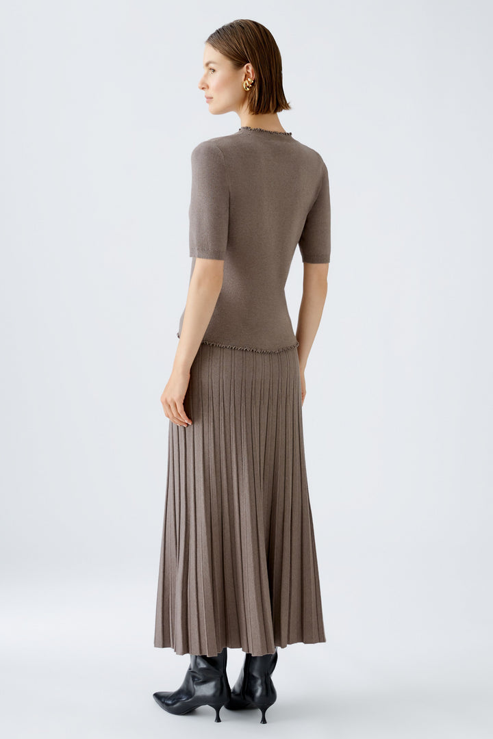 Pull féminin manches courtes à volants