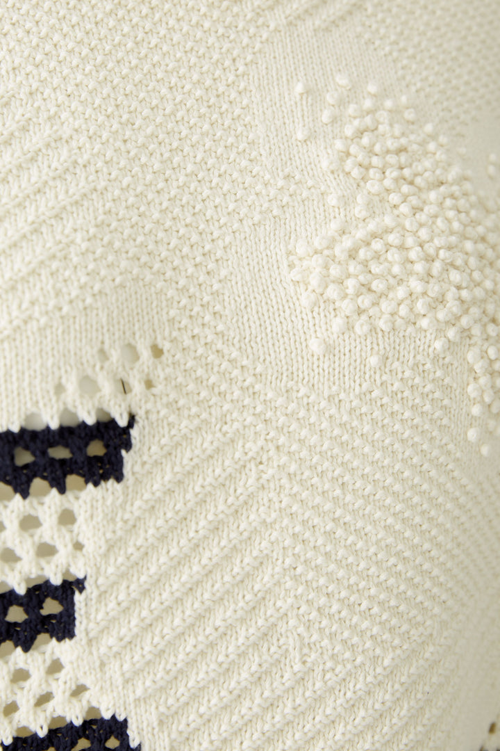Pull ajouré avec détails crochetés et rayures