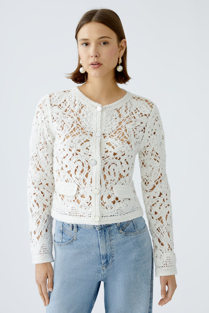 Cardigan ajouré en crochet avec boutons brossés
