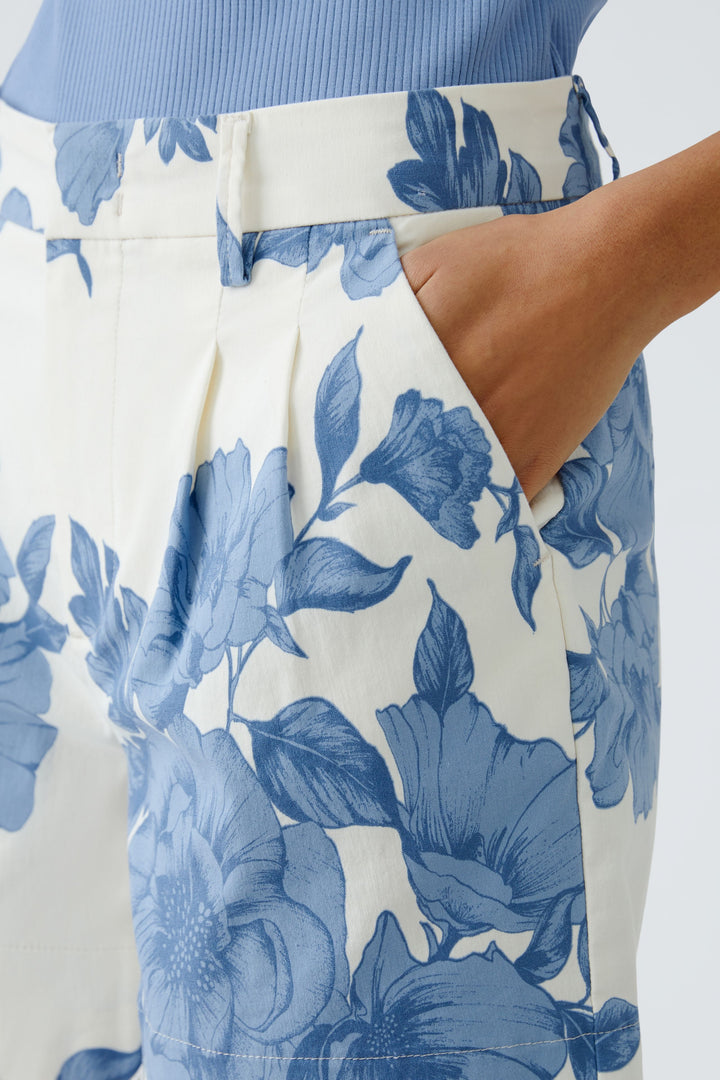 Short élégant avec imprimé floral