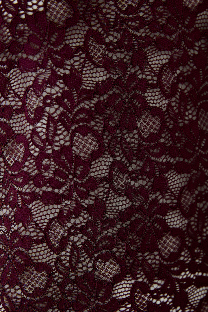 T-shirt en dentelle à manches longues