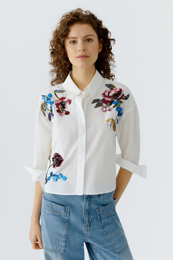 Blouse droite brodée à motifs floraux et sequins