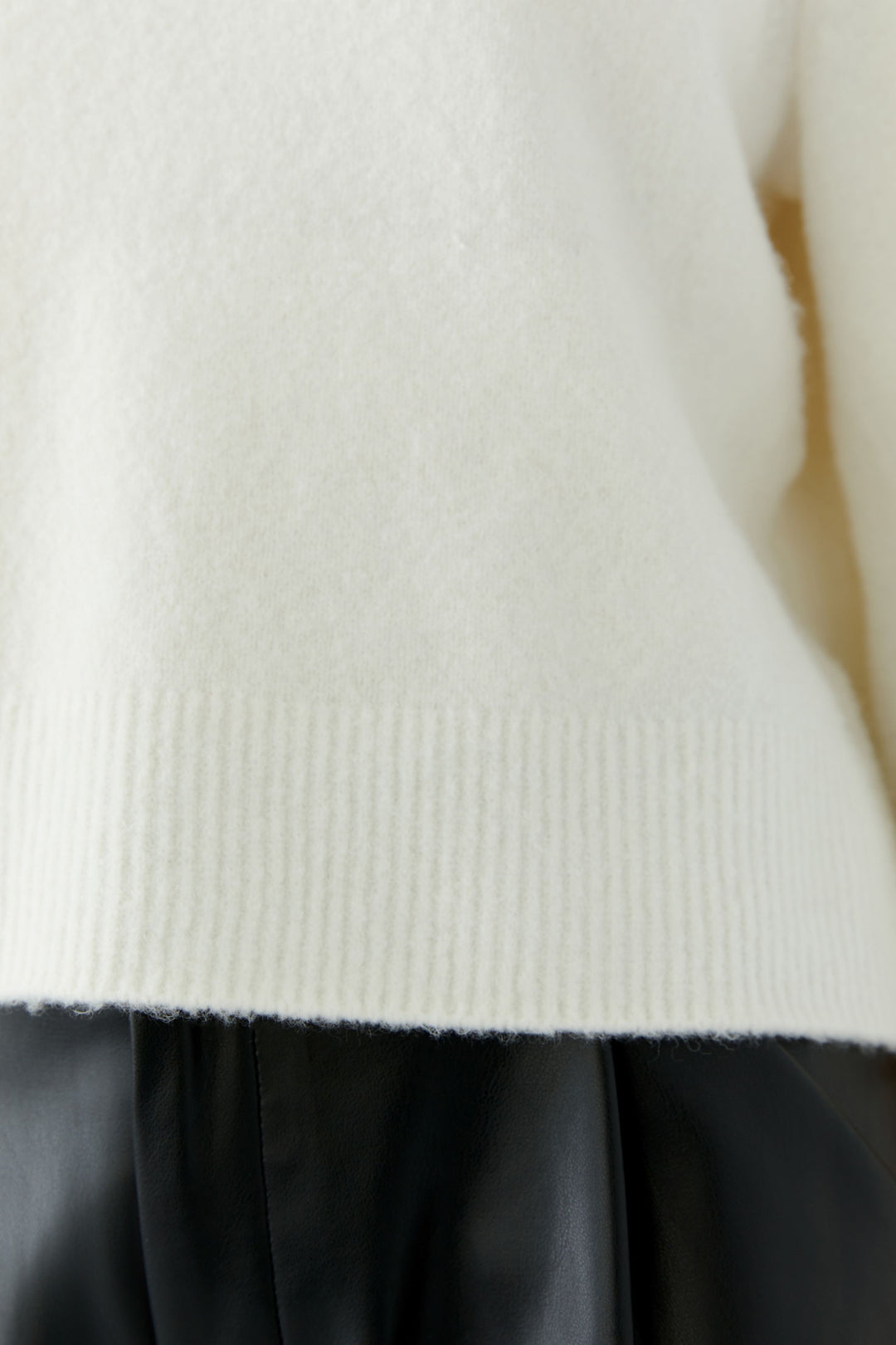 Pull ample à manches trois-quarts