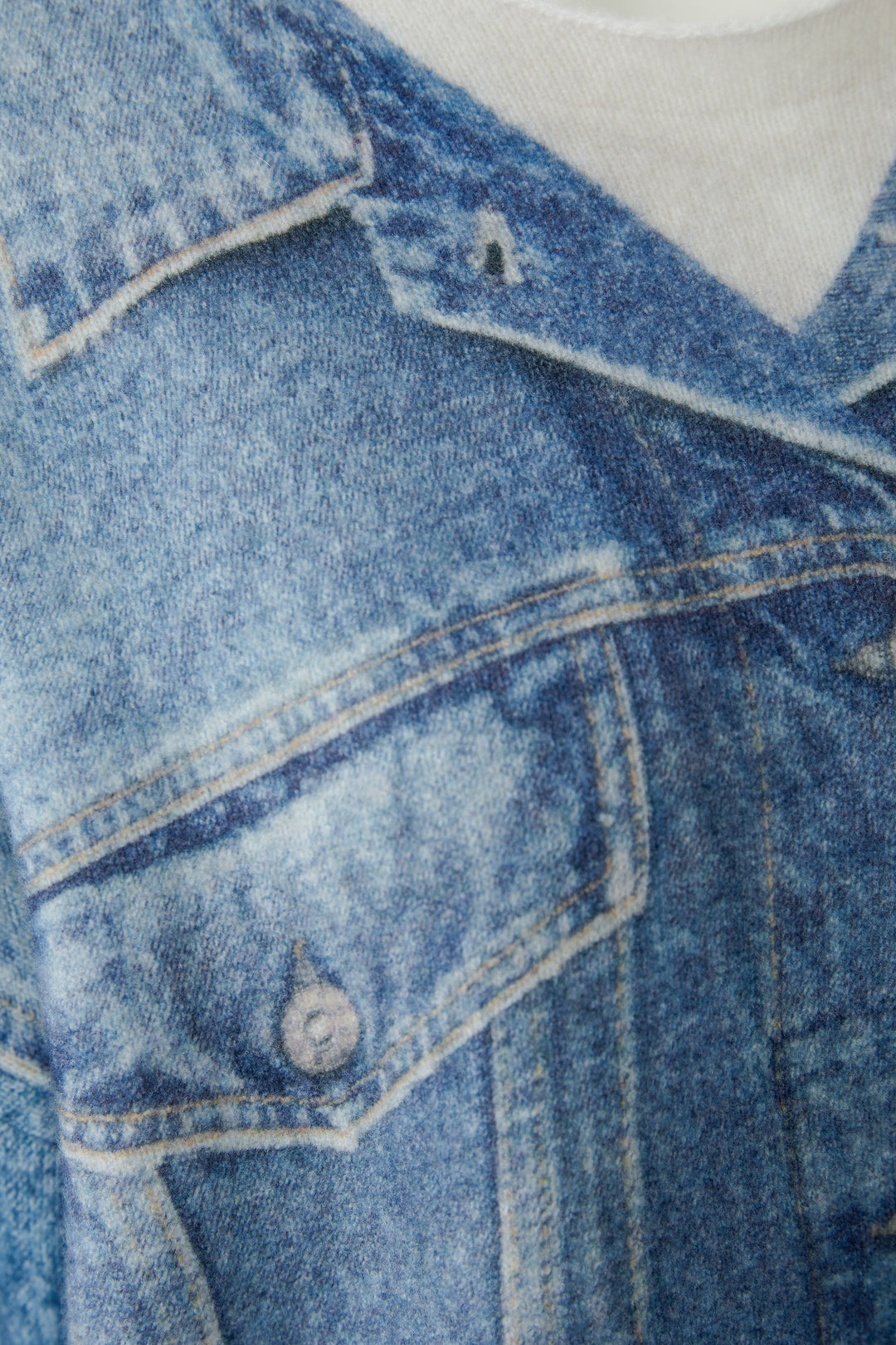 Pull à imprimé trompe-l’œil effet denim