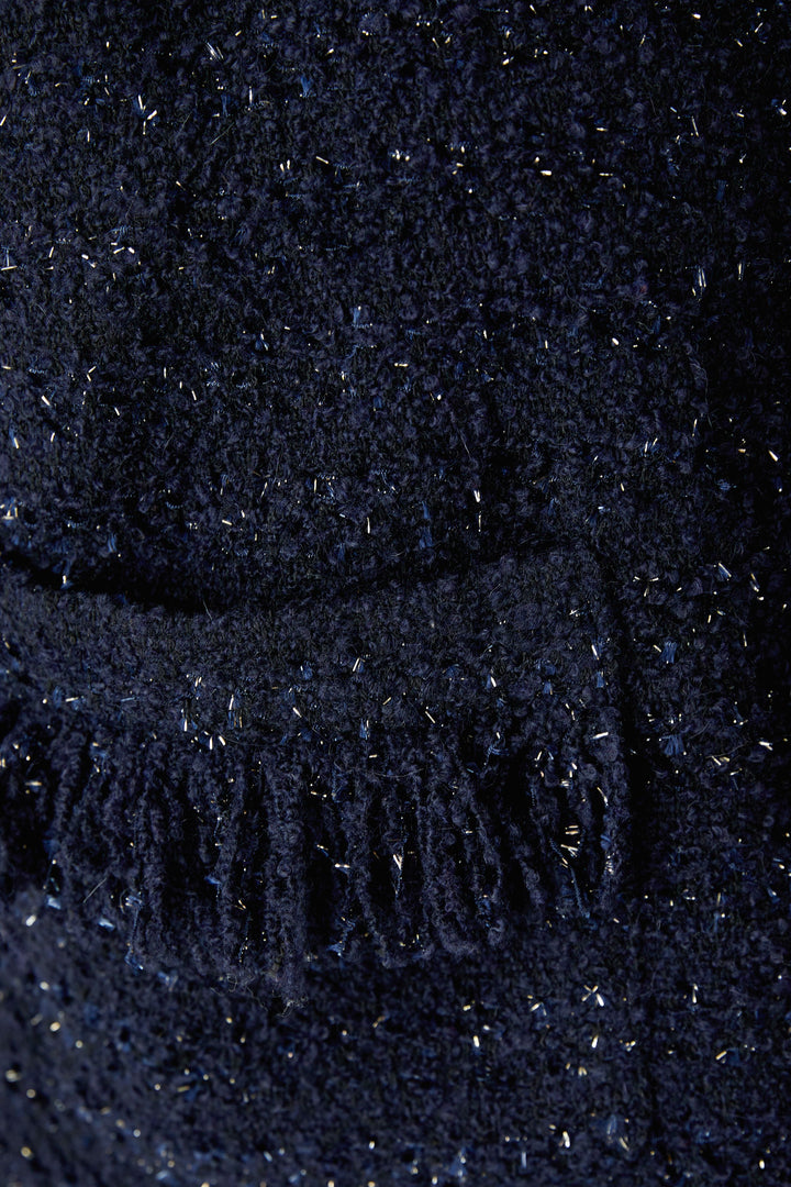 Gilet court en tweed bouclé à franges