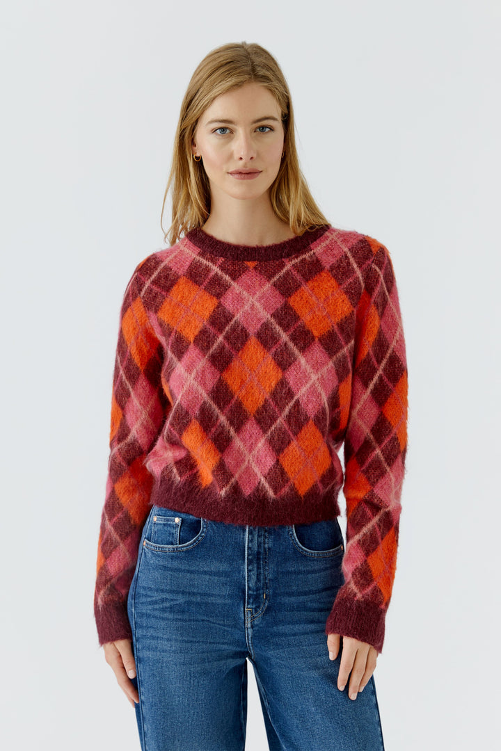Pull duveteux à motif losangé