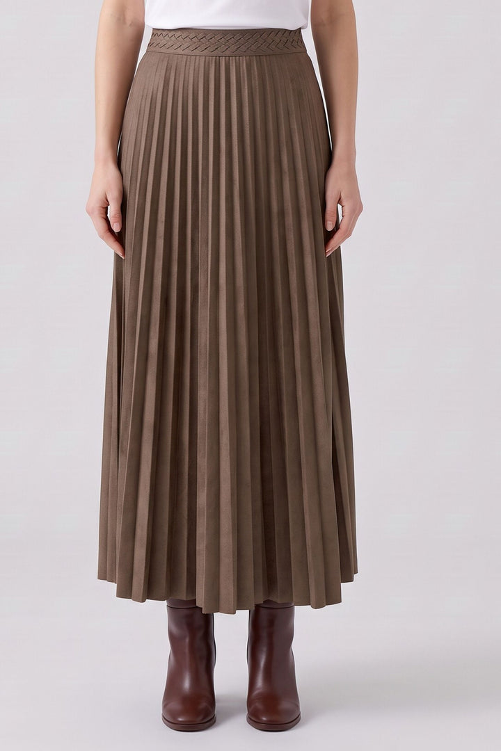 Jupe longue plissée à taille haute